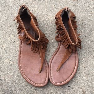 ADORABLE Brown Fringe Sandals size 7